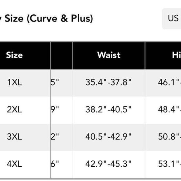 Polo Crop Top - Picture 6 of 8